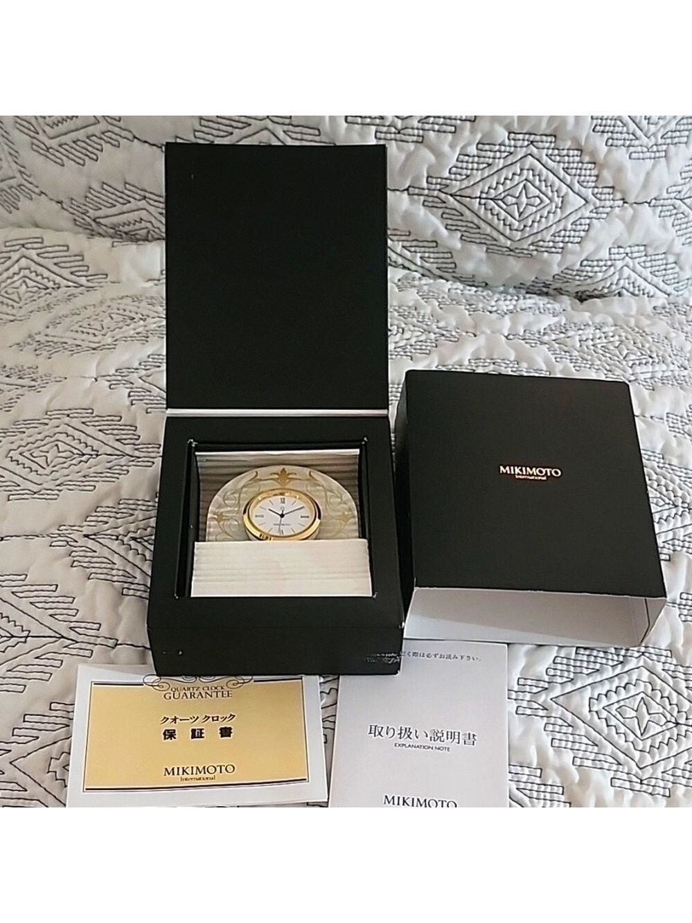 Mikimoto International Gold and White Elegant desk Watch with pearl
